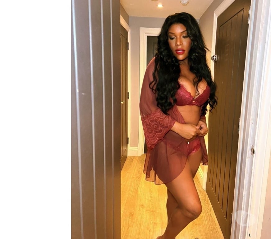 Escorts Hull Hull City Centre - Hull - Photos for Soraya black ebony😍 girl party 🥳