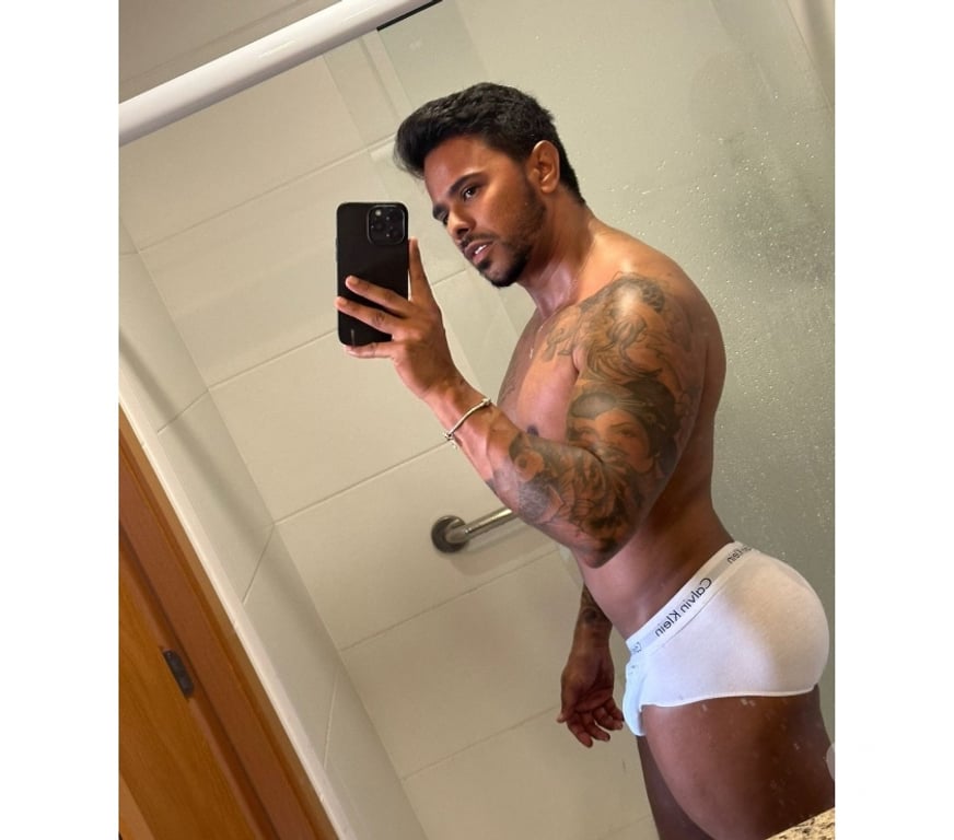  Gay massage West Northamptonshire Northampton - West Northamptonshire - Photos for Leonardo Brazilian full service