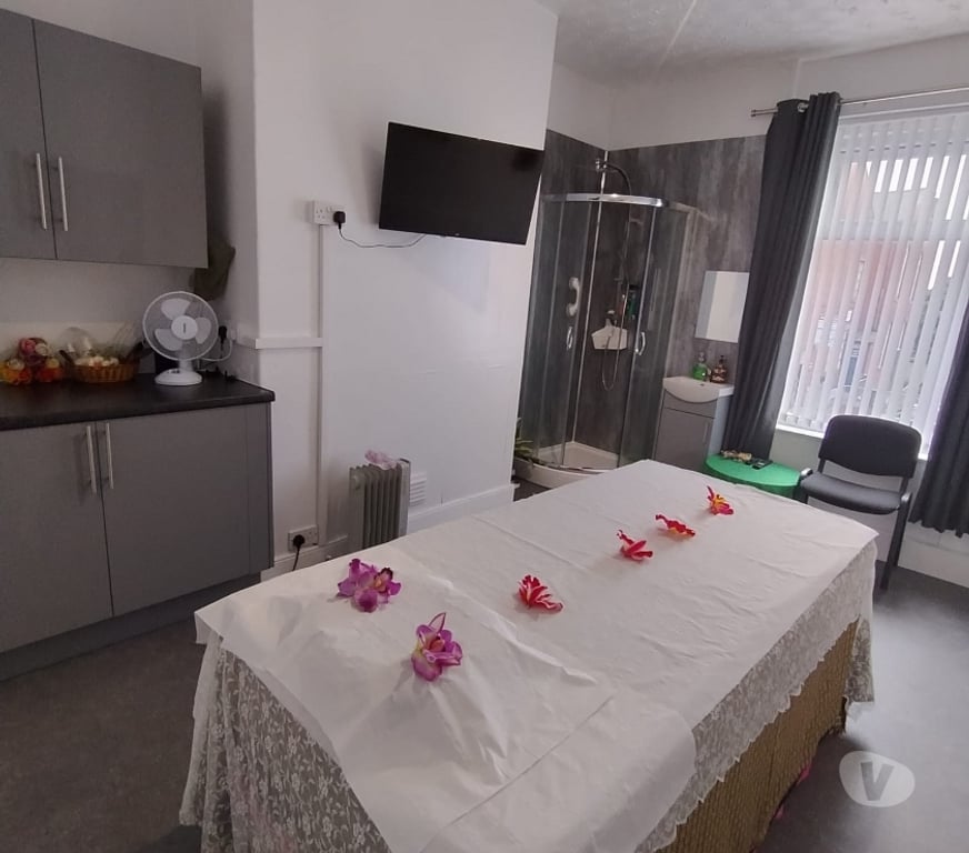 Full body massage Greater Manchester Bolton - Photos for Nisa Traditional Thai Massage - Thai lady Masseuse