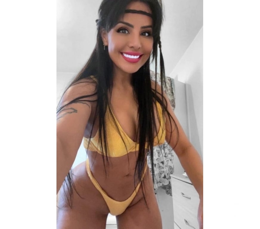 Escorts South West London Sutton - Photos for 🍾🇧🇷Carol Brasil 🇧🇷🍾