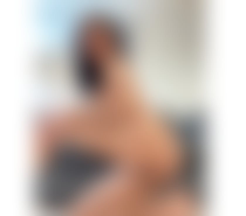 Escorts Surrey Spelthorne - Photos for Thai Model TS Emily