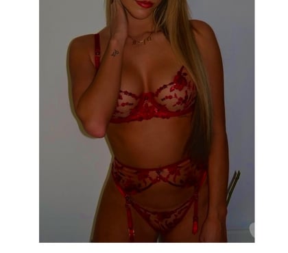 Photos for Beautiful Brazilian 😍no rush 😍