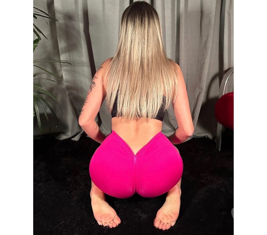 Escorts Cardiff Cardiff City Centre - Cardiff - Photos for LAURA 🇧🇷🇧🇷 NEW IN UK 🧡🤭💕
