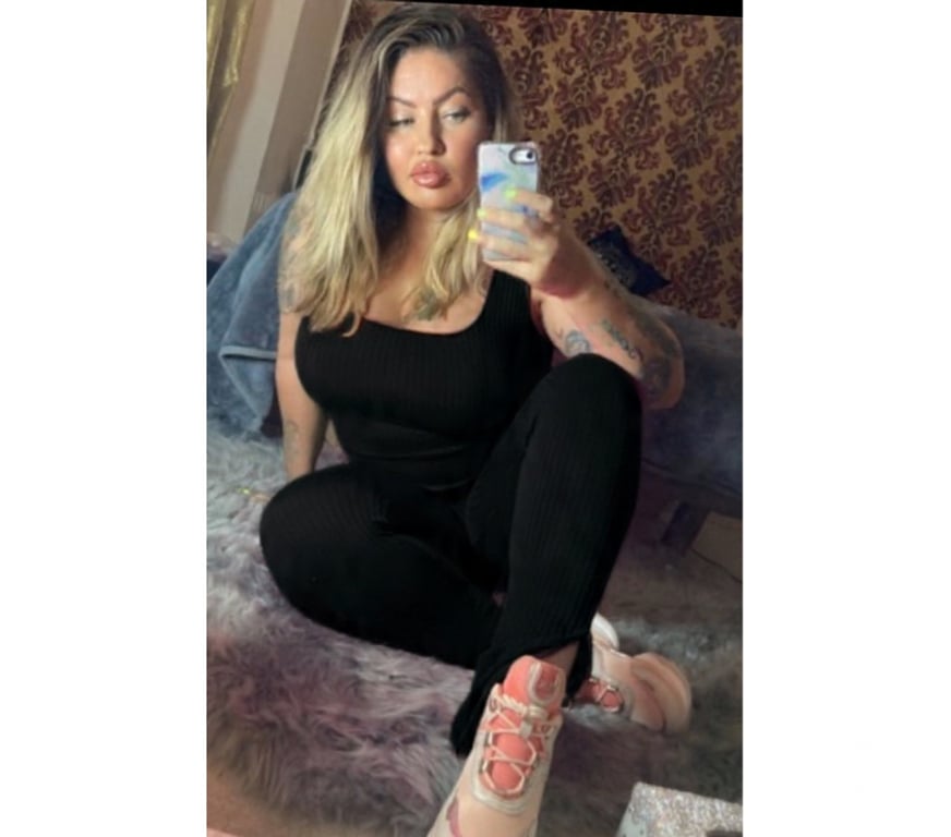 Escorts Devon Exeter - Photos for Maggie Busty Milf New in Exeter 😊👍