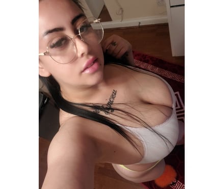 Escorts Croydon Town Centre Croydon - Photos for TRY my baby 😋ELLA today in croydon 💦full Party Girls