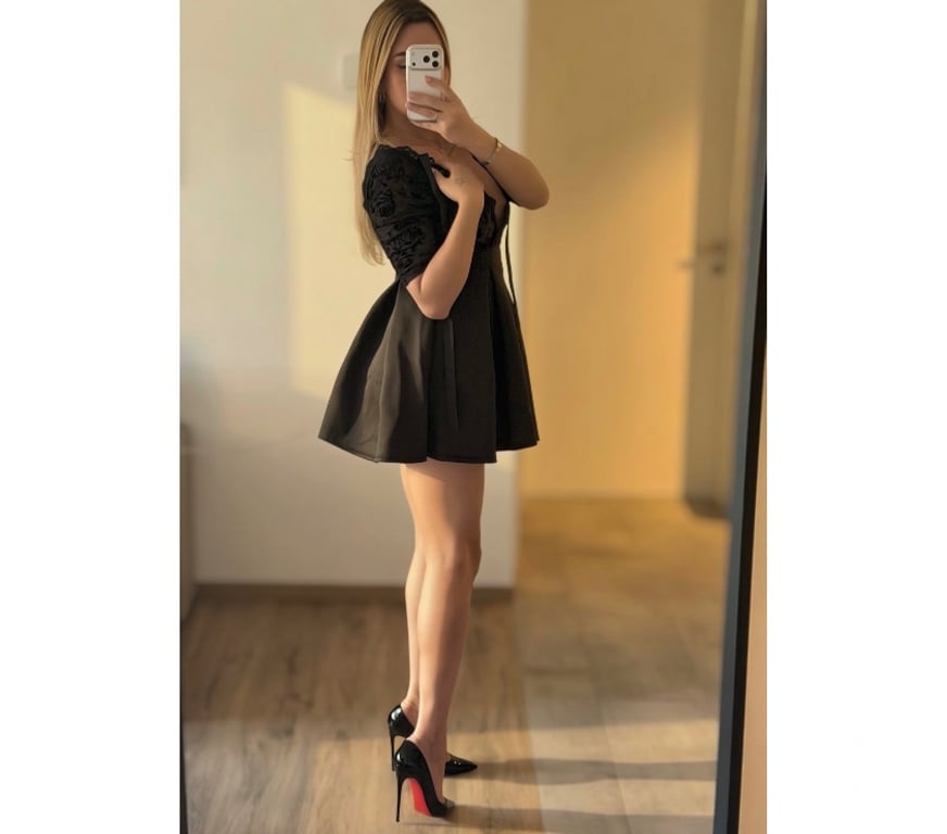 Trans Escorts South West London Chelsea - South West London - Photos for Your ultimate queen miss Morgane in Chelsea area ✨✨🔥