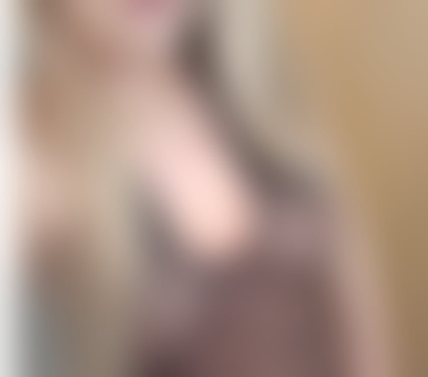 Escorts Buckinghamshire Milton Keynes - Photos for Cleo hot massage