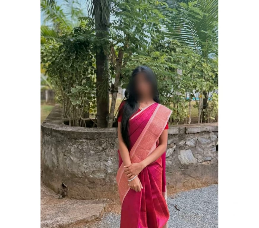 Escorts East London Redbridge - East London - Photos for Livinya New Mauritius Tamil Indian Girl