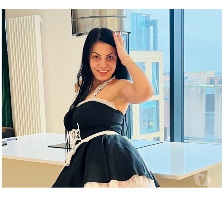 Escorts West London Hounslow - Photos for Hello gentelmans I am Iris❤️❤️❤️🥂