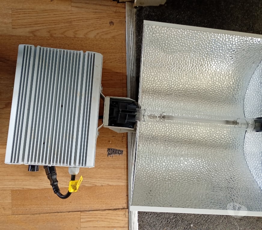Miscellaneous Cheshire East Macclesfield - Cheshire East - Photos for Full indoor growing setup