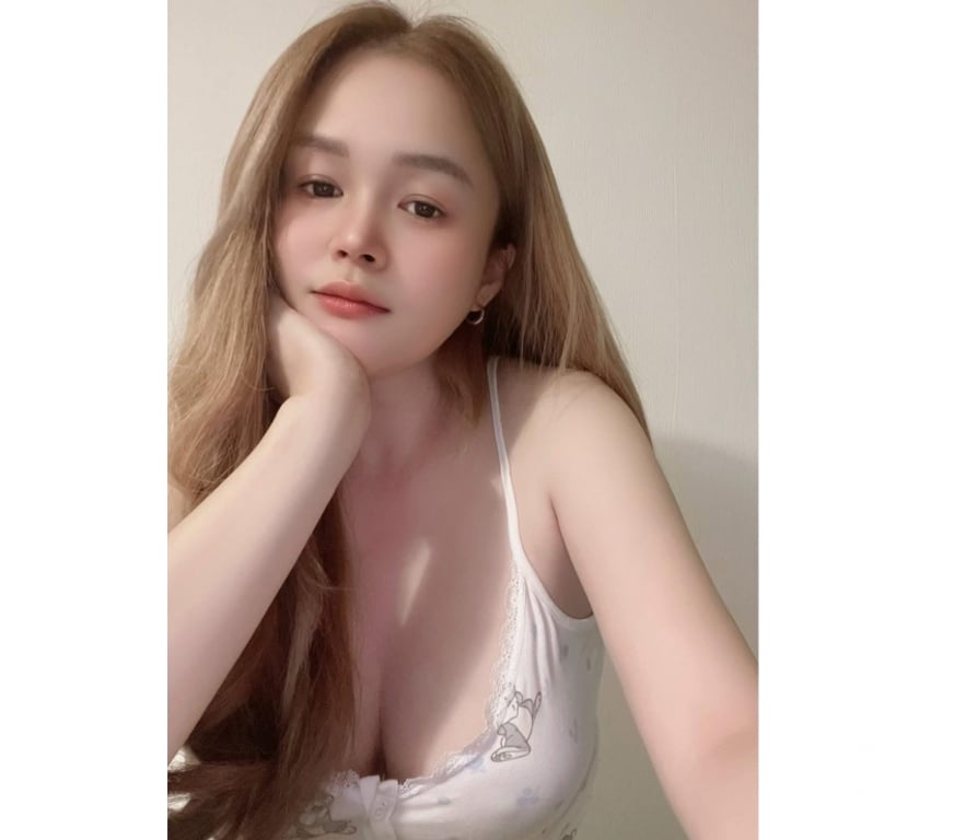Escorts Warwickshire Warwick - Photos for Thai Lady Laura cute 🥰 In Leamington Spa