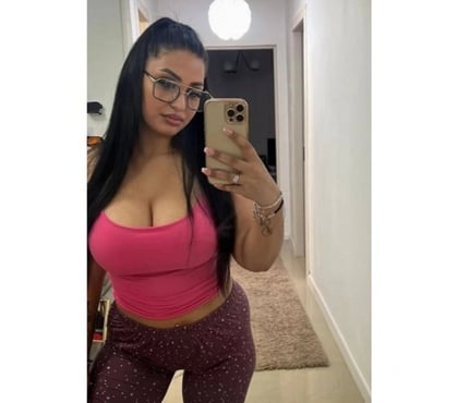 Escort Crosshill Glasgow - Photos for 😘I m lory sexy 🥰now grils în tow ❤️best bj💙