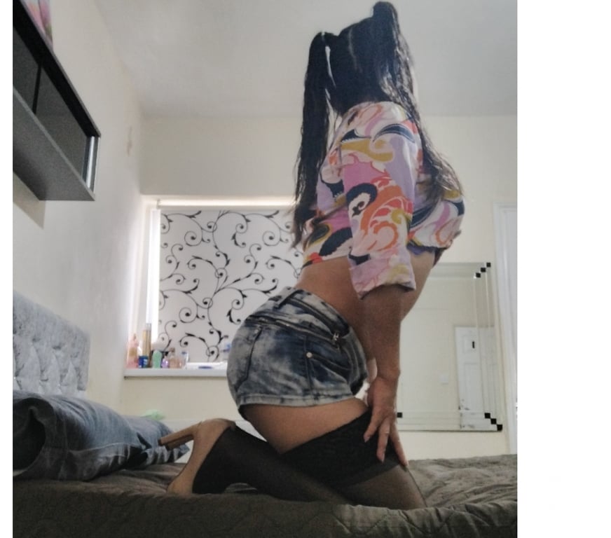 Escorts South West London Streatham - South West London - Photos for SENSUAL BOLIVIAN ASIAN HOT AND PARTY GIRL😈🔥