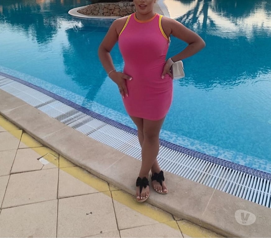 Escorts East London Royal Victoria - DLR Station - East London - Photos for ✨ CURVY • SWEET • DISCREET ✨