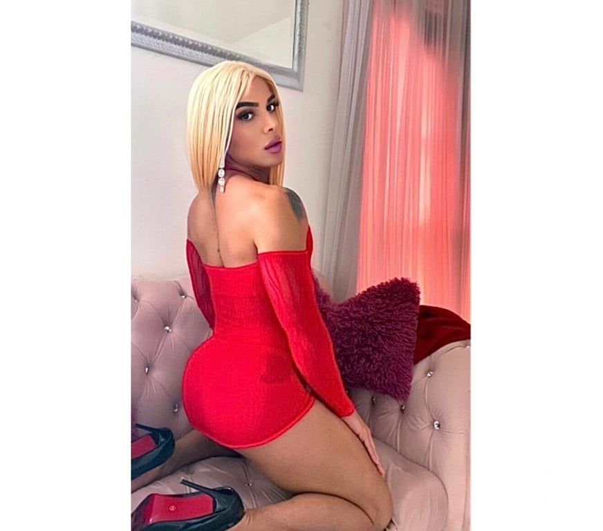 Trans Escorts Greater Manchester Manchester - Photos for Larissa sweet girl in Manchester 🩷