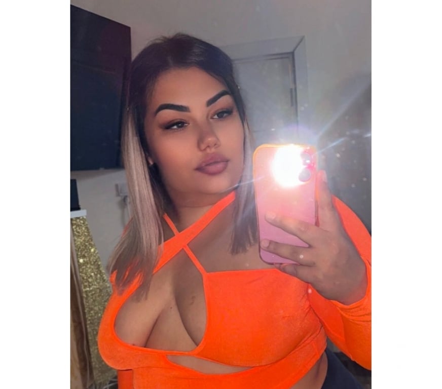 Escorts North London Edmonton - North London - Photos for Chubby ajlin in edmonton 💋