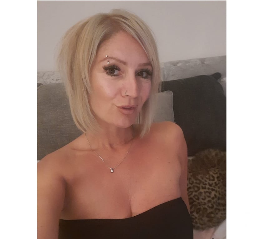 Adult Entertainment Dorset Bournemouth, Christchurch and Poole - Photos for Busty 🔥 Natural 🔥 British babe 🔥