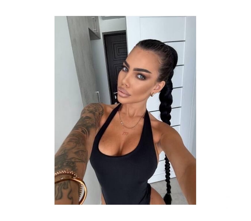 Escorts Wrexham - Wales Wrexham City Centre - Wrexham - Photos for AMAZING BABE-TOP SERVICE