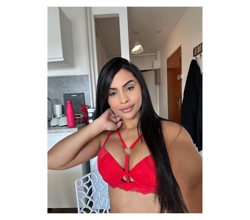 Escorts Bedfordshire Luton - Photos for Bianca Stunning Brazilian🔥🍑
