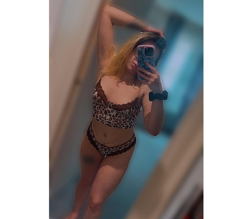 Escorts Surrey Elmbridge - Photos for 💯FULL SERVICE❌️Real Pictures💕Outcall Only💚