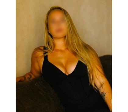 Escorts Cardiff City Centre Cardiff - Photos for Go on, look closer