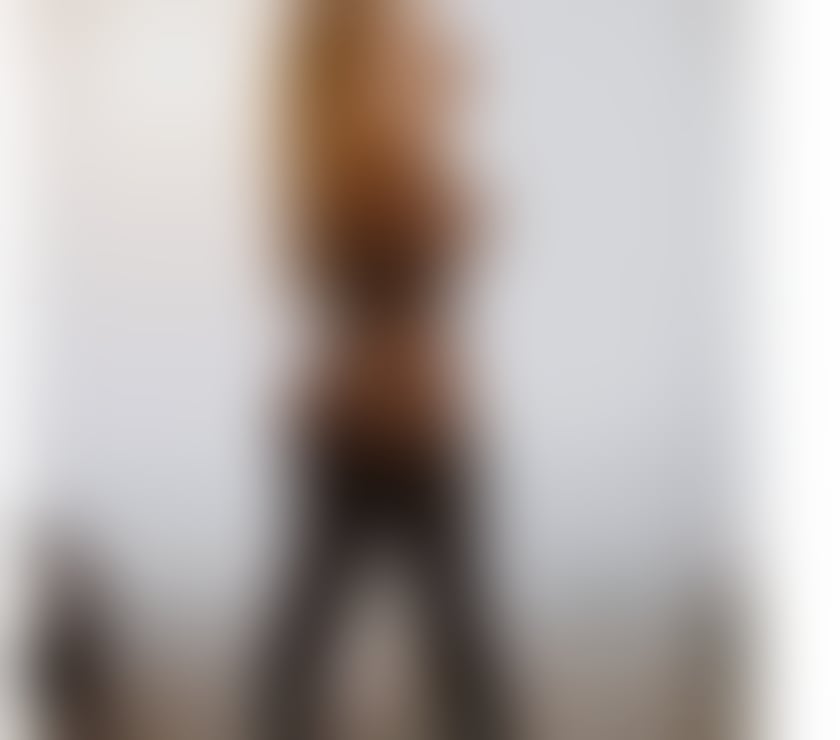 Escorts West London Shepherd`s Bush Station - West London - Photos for MAYRA BRAZILIAN PARTY GIRL