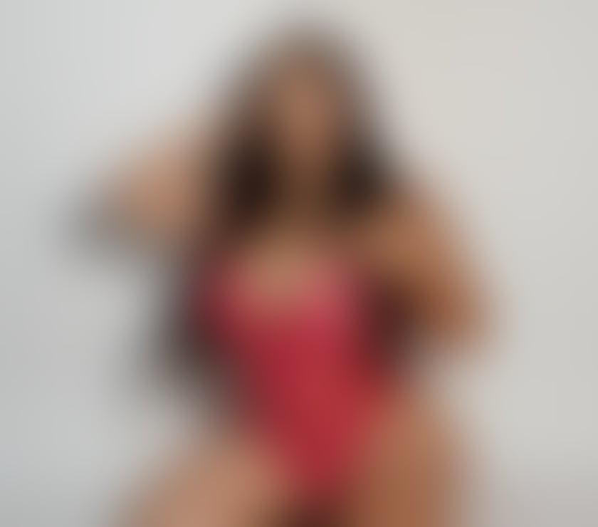 Party girl, no rush—French kisses and tender touches.🔞