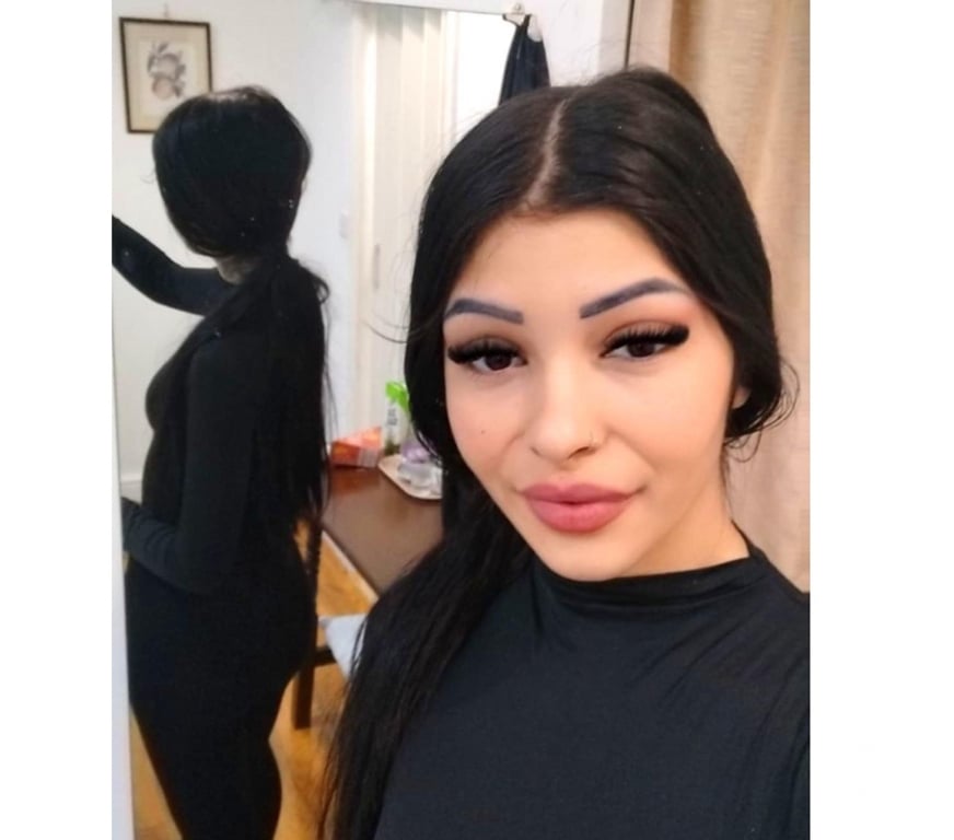 Escorts East London Redbridge - Photos for Destiny baby is here for u