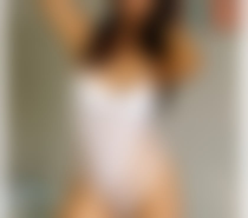 Escorts East London Canary Wharf - East London - Photos for Darra mix race Indian 🇮🇳 born heere