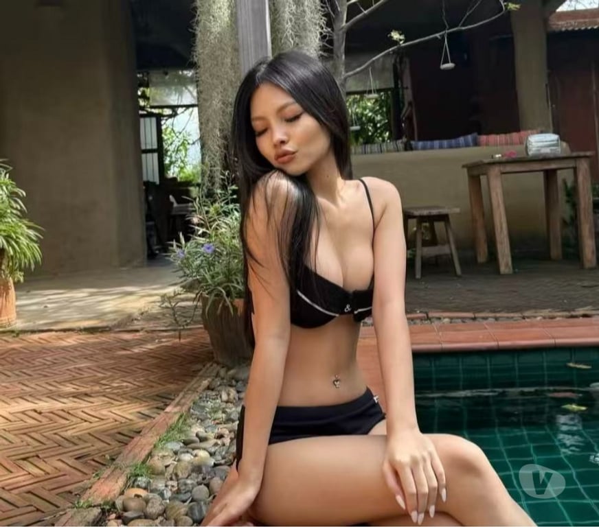 Escorts Greater Manchester Manchester - Photos for Beautiful Thai girls 4 hand