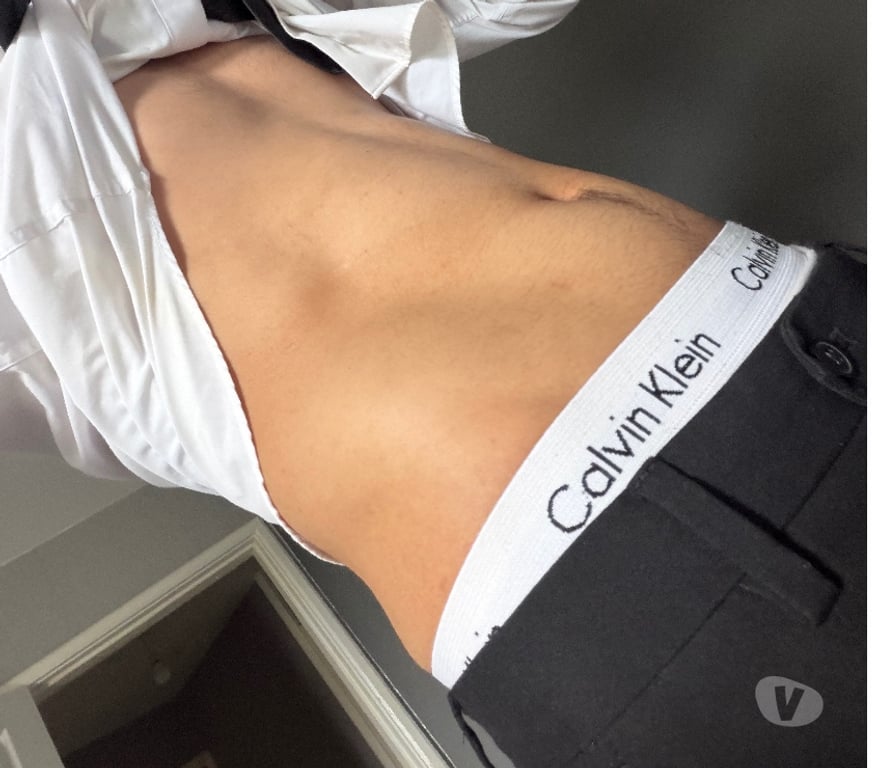  Gay massage West Yorkshire Leeds - Photos for 21 yo Mixed race - Masc call boy