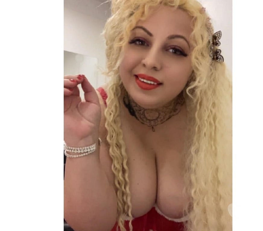 Escorts Ealing Northolt - Ealing - Photos for New mature women here for you ☺️☺️ Alisha