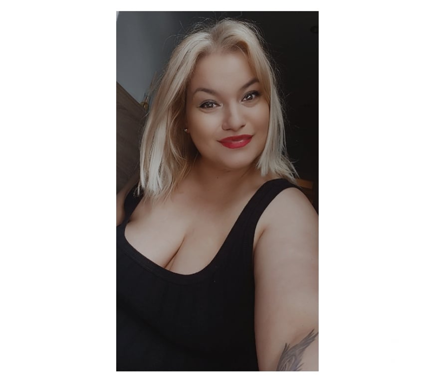 Escorts South Yorkshire Doncaster - Photos for Hi guys I'm Rebecca 🎉Party girl Queen of bj 👑