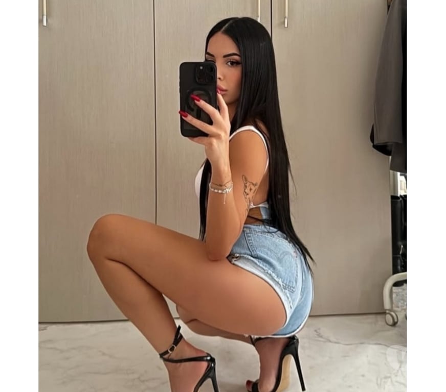 Escorts North West London Hendon Central Station - North West London - Photos for NEW IN TOWN❣️HOT 💥HORNY