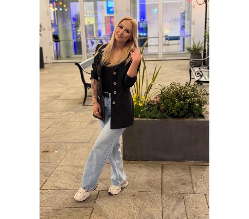 Escorts South West London Tooting Bec Station - South West London - Photos for Andra new in town 100% real pic