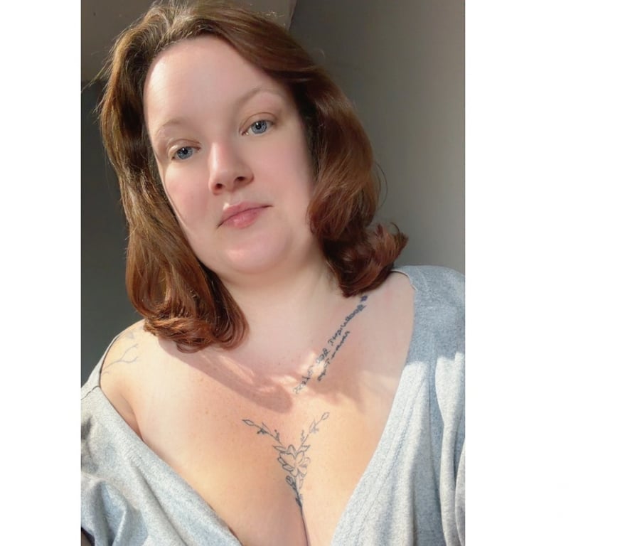 Adult Entertainment Central London London Bridge Station - Central London - Photos for BUSTY BELLA 🍒pierced 38H 🍒 calls from £15
