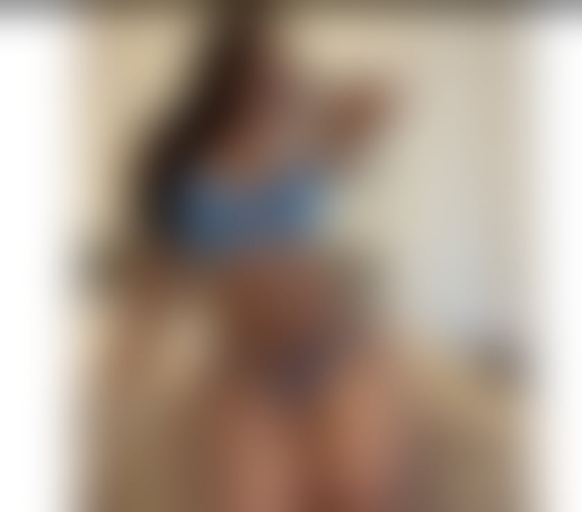Hi new only outcall party no rush