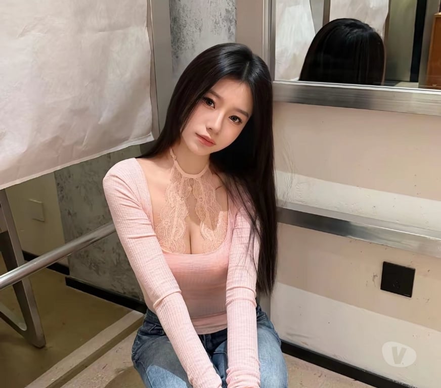 Escorts Edinburgh Holyrood Park - Edinburgh - Photos for 🌹Cute Companion🌹 Bright Energy 24H