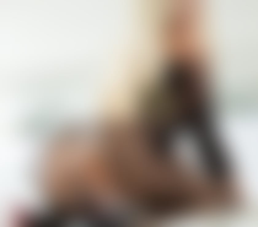  Escorts & Erotic Massage Stechford Birmingham - Photos for New in town sexy blonde Latino yasmyn party 🔥🥂