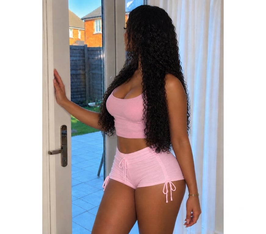 Escorts South West London Chelsea - South West London - Photos for Hot Isa Big Bum Beauty 🍑 p@rty girl deep bj ❤️