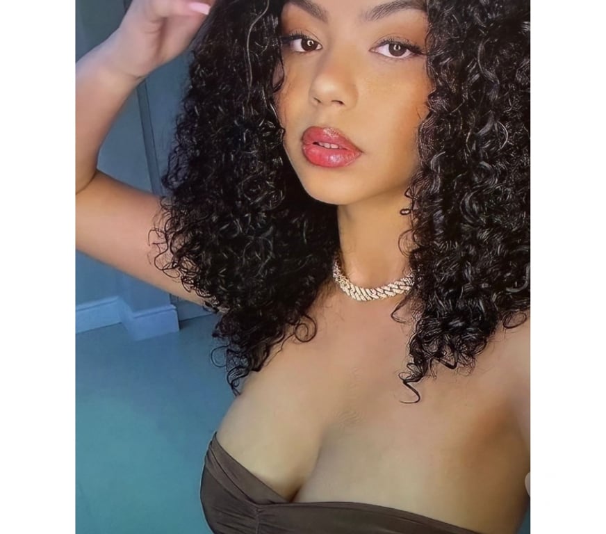 Escorts North London Enfield - Photos for VICKY NAUGHTY BRAZILIAN