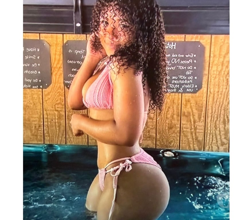 Escorts North London Enfield - Photos for VICKY NAUGHTY BRAZILIAN
