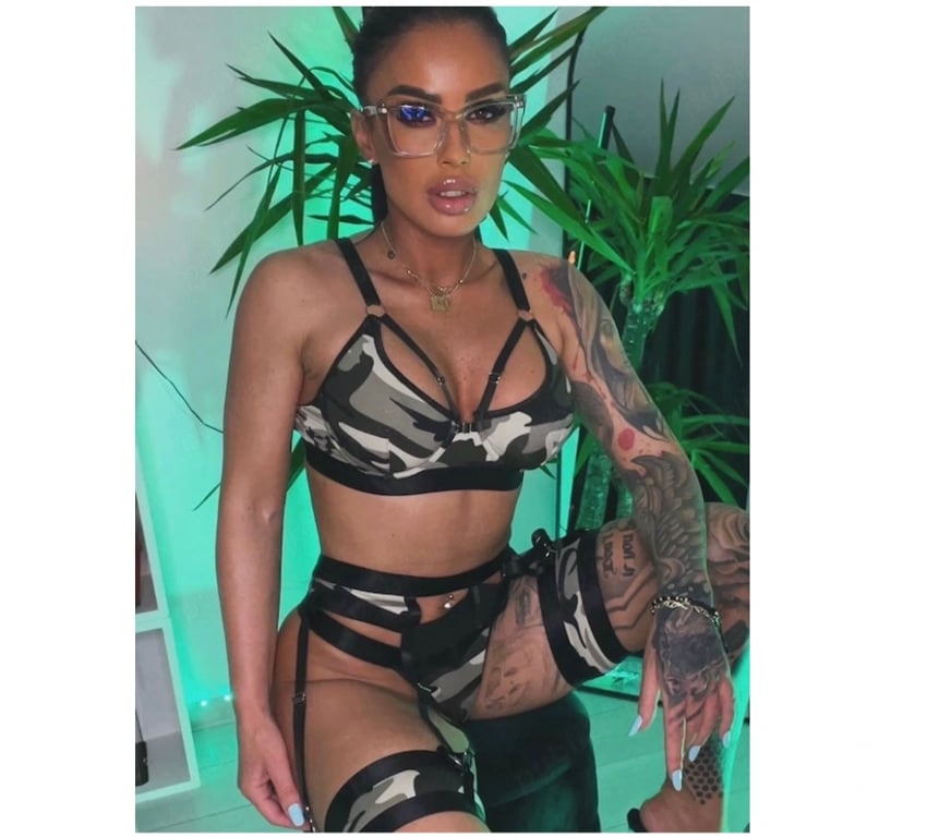 Escorts Greater Manchester Manchester - Photos for 🔝 HOT PARTY-GIRL Incall and outcall🔝🫦🤩🥰