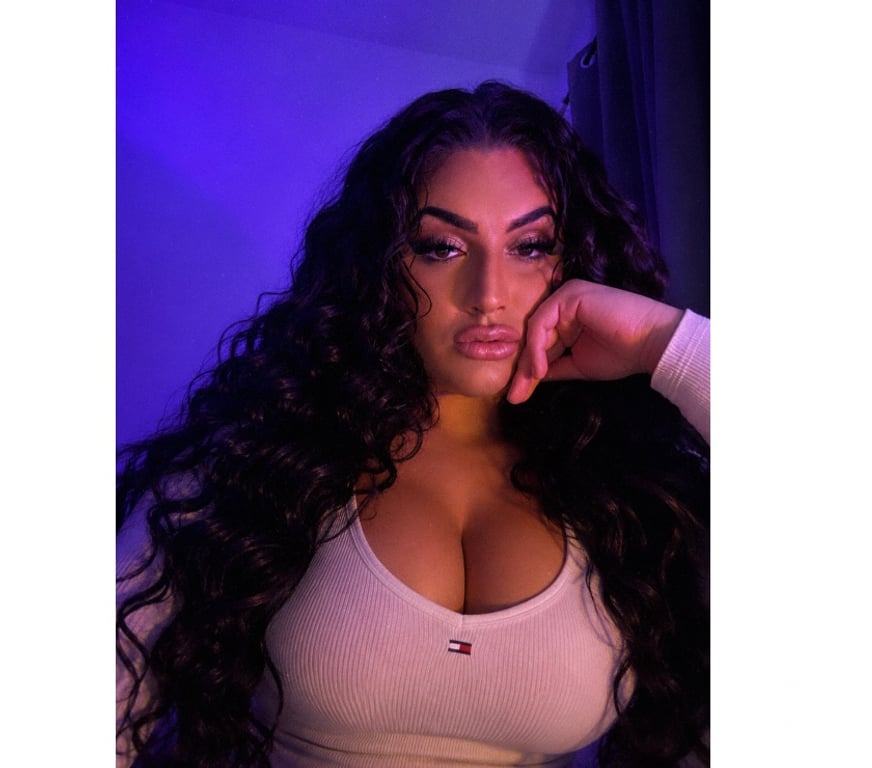 Escorts East London Canning Town - East London - Photos for TRANS AMELIA FAT ASS SNACK 🍑🧁 FOR YOU IN E16