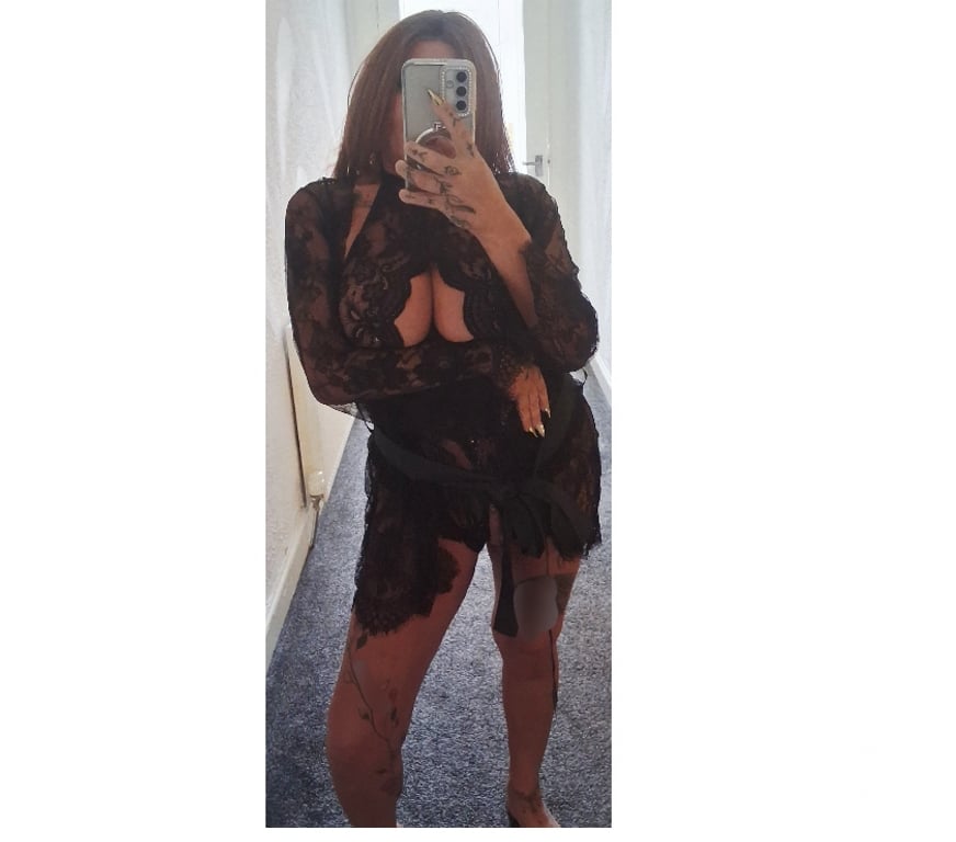 Escorts North Lanarkshire Wishaw - North Lanarkshire - Photos for 🏴󠁧󠁢󠁳󠁣󠁴󠁿SCOTTISH TANNED CURVY M!LF🍒