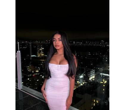 Escorts Woolwich South East London - Photos for Karla new in town no rush 🌹