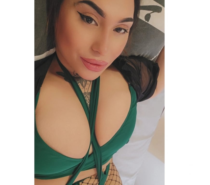 Escorts East London Havering - Photos for NEW PARTY GIRL 🥵NAUGHTY IN THE TOWN🥳