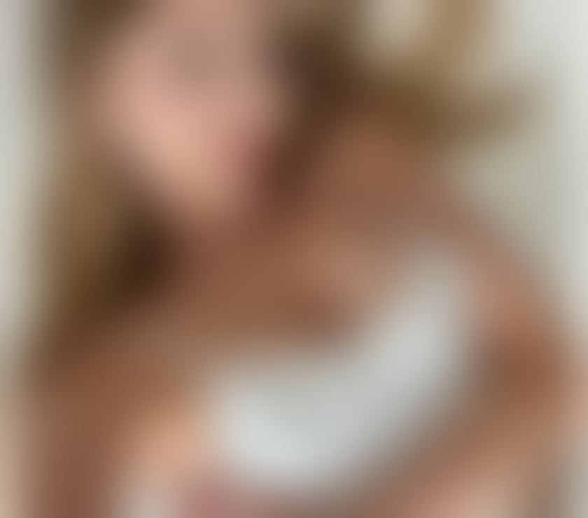 Escorts Bolton City Centre Bolton - Photos for ✨Golden Touch · Gentle & Authentic ❤️