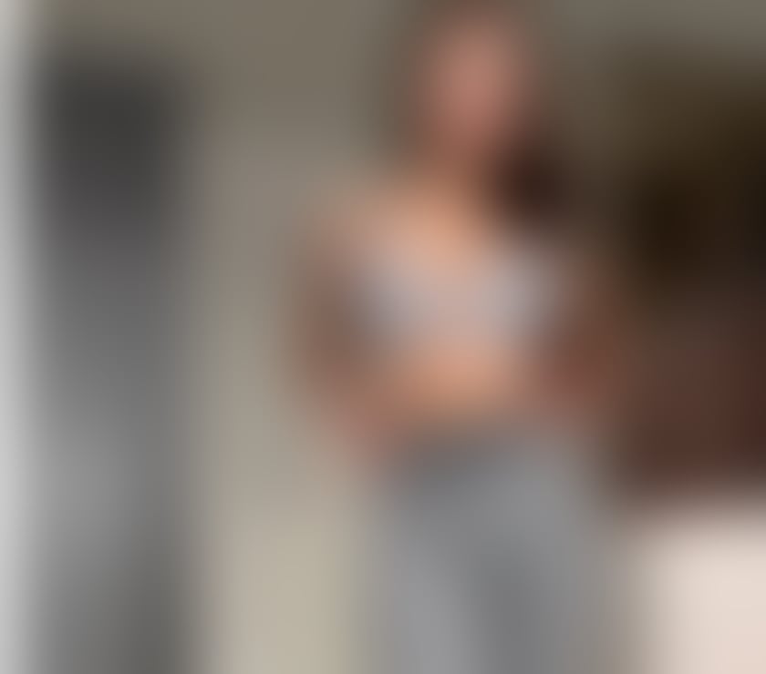 Escorts Bolton City Centre Bolton - Photos for ✨Golden Touch · Gentle & Authentic✨