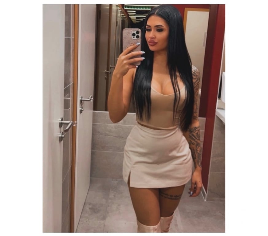 Escorts Greater Manchester Wigan - Photos for Alma best party ! new in town !!!